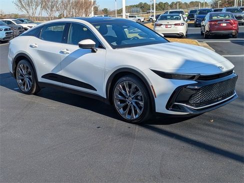 Certified 2025 Toyota Crown Limited image 2