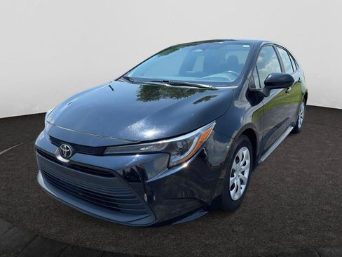 Used 2024 Toyota Corolla LE FWD image 1