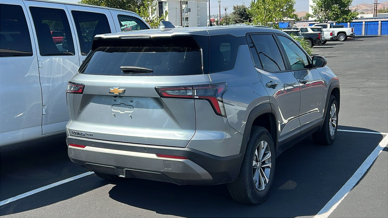 Certified 2025 Chevrolet Equinox LT AWD/4WD image 3