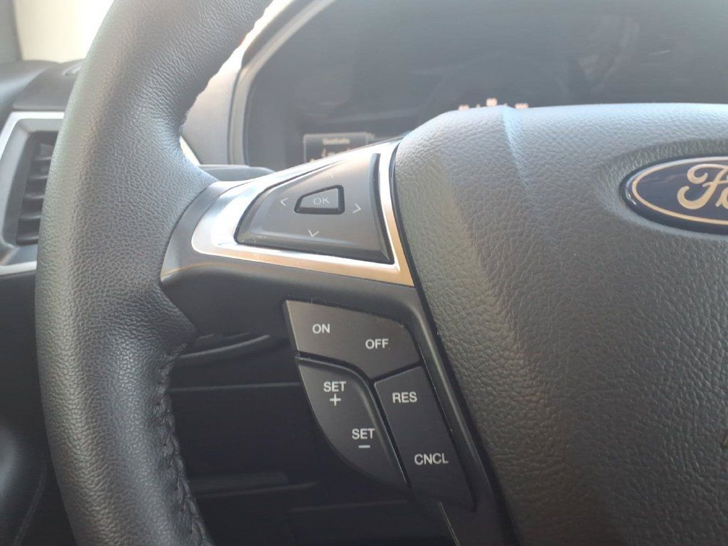 Certified 2024 Ford Edge SEL w/ Convenience Package AWD/4WD image 15
