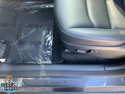 Used 2023 Tesla Model Y Long Range image 15