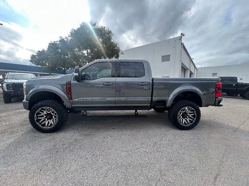 New 2026 Ford F250 Lariat w/ Black Appearance Package image 7