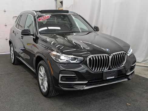 Used 2023 BMW X5 xDrive40i w/ Premium Package AWD/4WD image 19