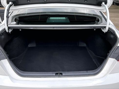 Used 2025 Toyota Camry SE FWD image 34