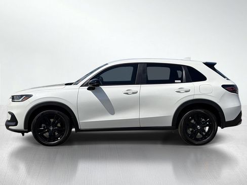 Used 2027 Honda HR-V Sport image 2