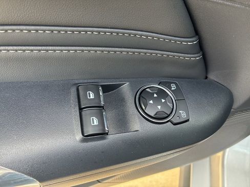 Used 2025 Ford Mustang GT Premium RWD image 11