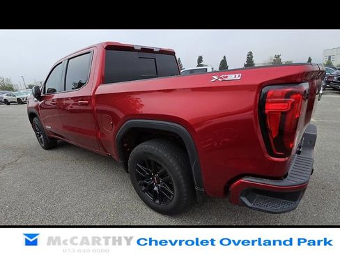 Used 2022 GMC Sierra 1500 Elevation w/ Elevation Premium Package AWD/4WD image 8