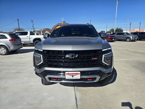 Used 2025 Chevrolet Tahoe Z71 image 8
