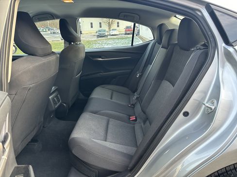 Used 2025 Toyota Camry LE image 14