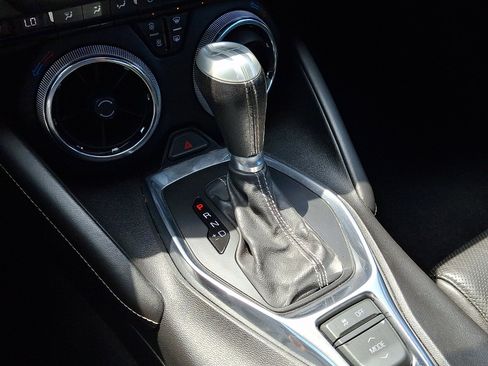 Used 2016 Chevrolet Camaro SS RWD image 17