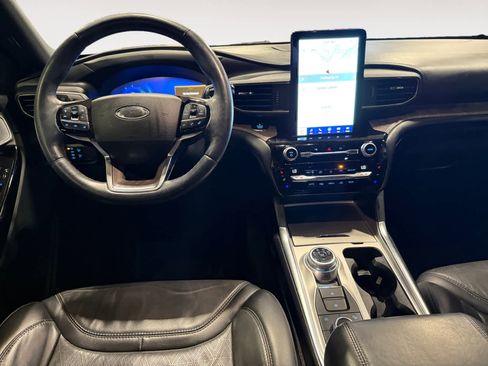 Used 2021 Ford Explorer Platinum w/ Equipment Group 601A image 11