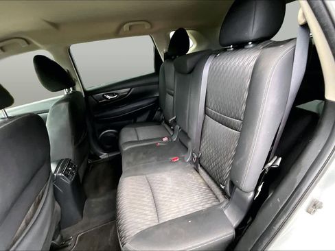 Used 2020 Nissan Rogue SV AWD/4WD image 21