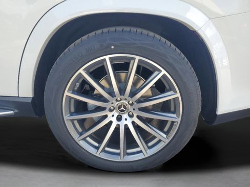 New 2026 Mercedes-Benz GLS 580 4MATIC image 30
