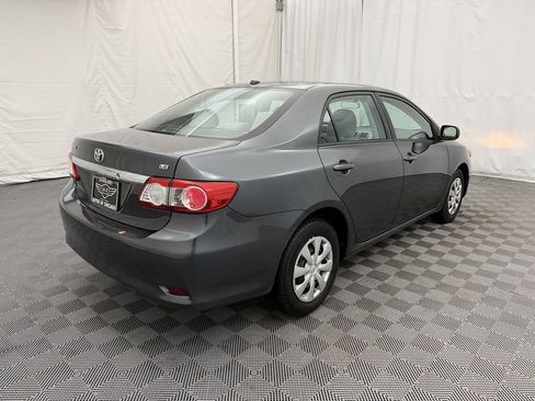 Used 2011 Toyota Corolla LE image 5