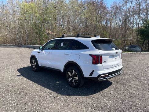 Used 2021 Kia Sorento EX w/ Panoramic Sunroof Package AWD/4WD image 8