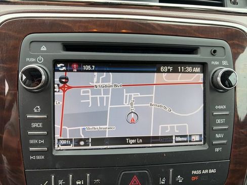 Used 2014 Buick Enclave Leather FWD image 16