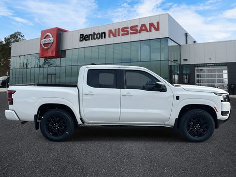 New 2026 Nissan Frontier SV w/ All-Weather Content Package AWD/4WD image 4