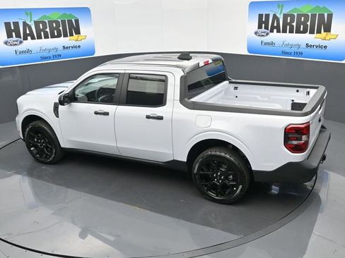 New 2025 Ford Maverick XLT w/ XLT Luxury Package image 24