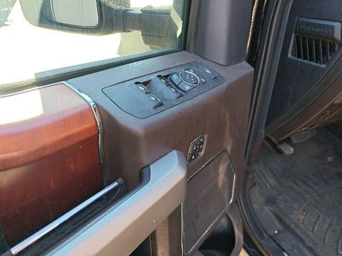 Used 2022 Ford F250 King Ranch w/ King Ranch Ultimate Package image 9