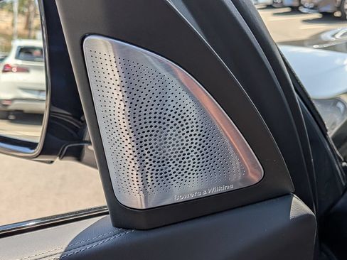 Used 2025 BMW ALPINA XB7 AWD/4WD image 12