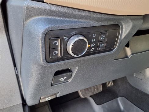 Used 2024 Ford Bronco Wildtrak image 11