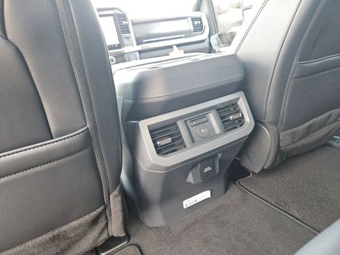 New 2025 Ford F250 Lariat w/ Lariat Ultimate Package image 16