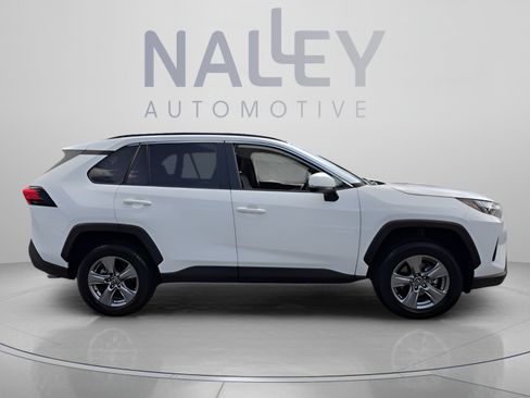 Used 2024 Toyota RAV4 XLE AWD/4WD image 6