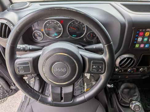 Used 2015 Jeep Wrangler Sport w/ Quick Order Package 23S image 32