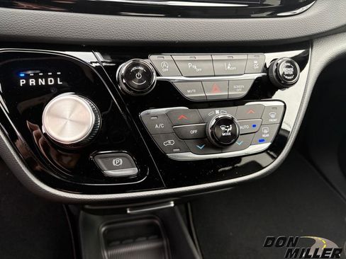 New 2026 Chrysler Voyager LX image 17