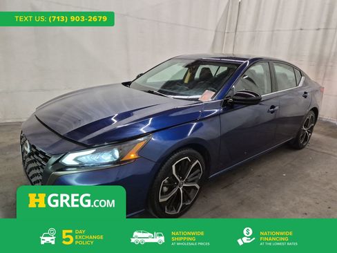 Used 2023 Nissan Altima 2.5 SR FWD image 1