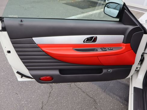 Used 2002 Ford Thunderbird RWD image 13