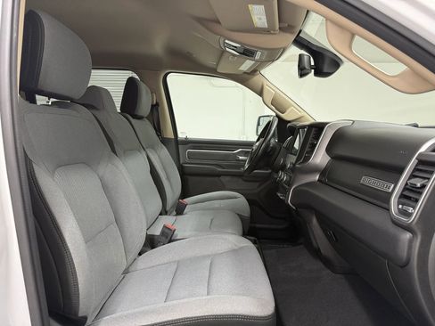 Used 2019 RAM 1500 Big Horn image 12