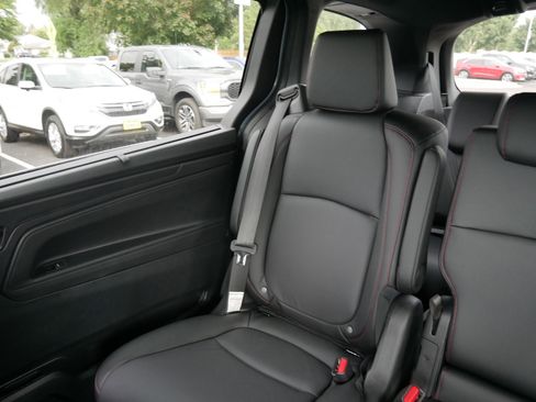 New 2026 Honda Odyssey Sport-L image 12