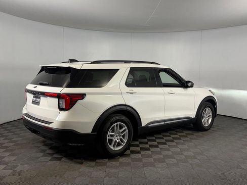 Used 2025 Ford Explorer Active RWD image 7