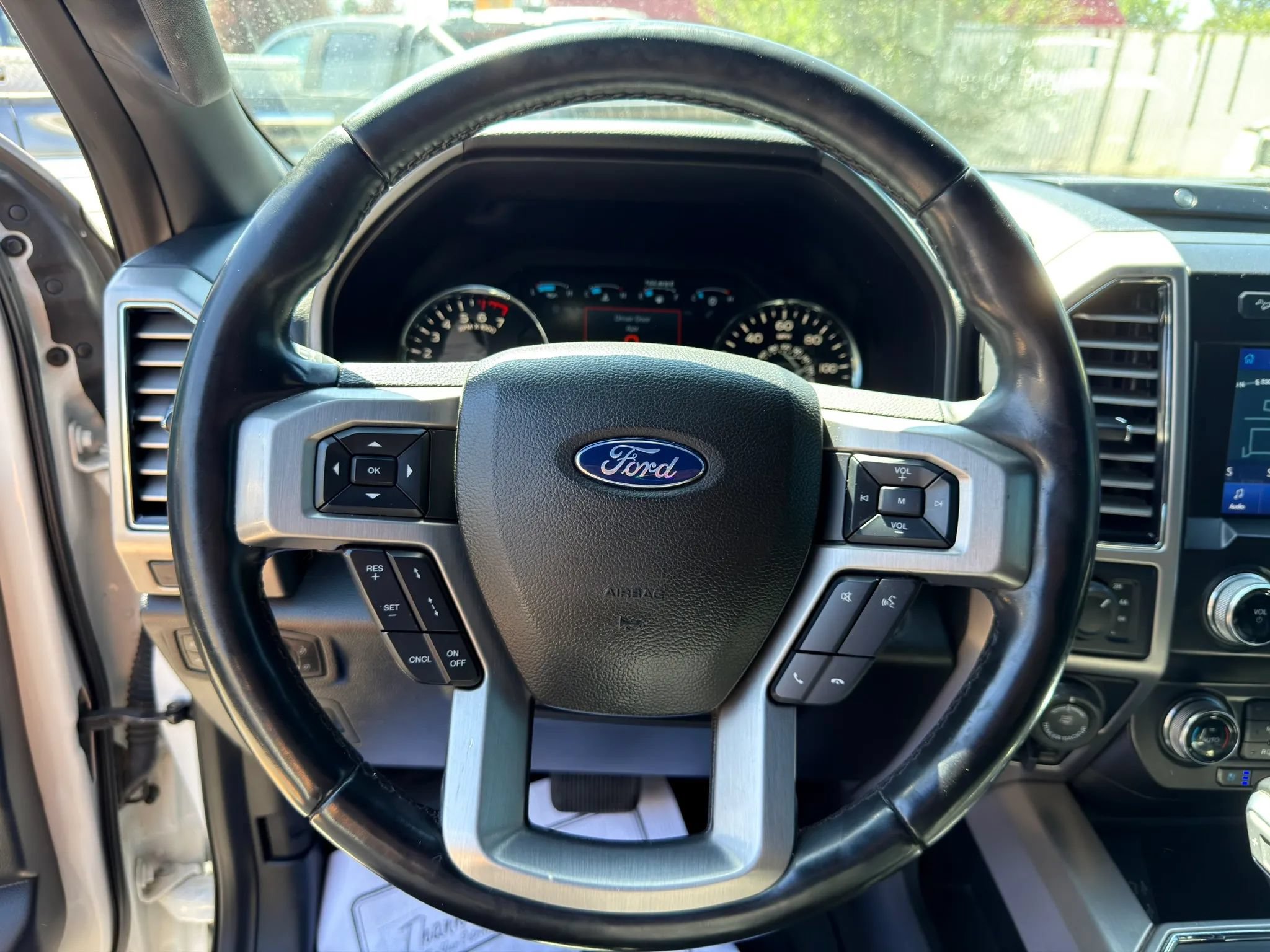 Used 2020 Ford F150 Platinum w/ Equipment Group 701A Luxury AWD/4WD image 35