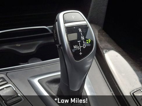 Used 2018 BMW 330i xDrive Sedan w/ Convenience Package image 14