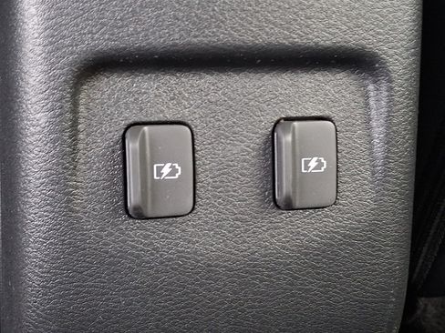 Certified 2023 Nissan Kicks SR w/ SR Premium Package FWD image 11