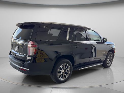 Used 2024 Chevrolet Tahoe LS RWD image 8