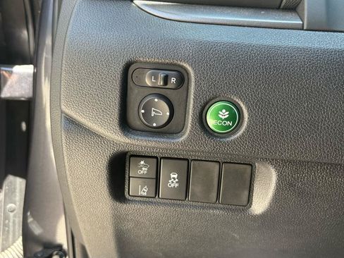 Used 2021 Honda Pilot Special Edition image 19