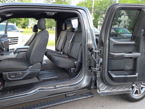 Used 2017 Ford F150 XLT w/ Equipment Group 302A Luxury AWD/4WD image 25