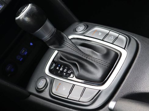 Used 2021 Hyundai Kona SEL Plus w/ Cargo Package image 17