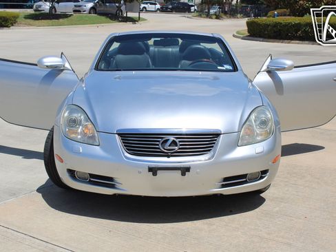 Used 2006 Lexus SC 430 Convertible RWD image 21