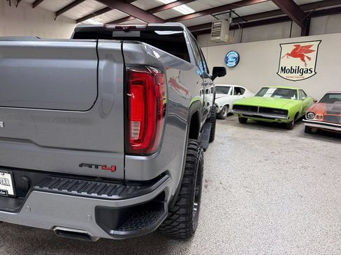 Used 2020 GMC Sierra 1500 AT4 w/ AT4 Premium Package AWD/4WD image 16