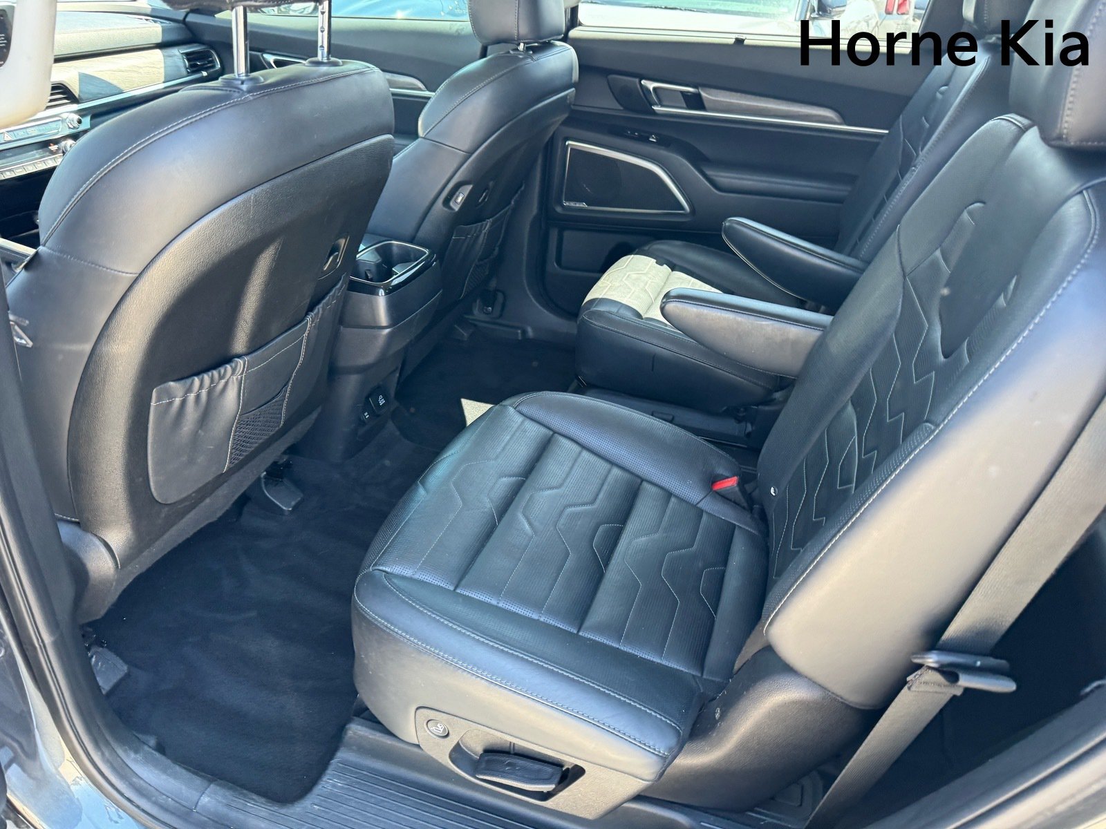 Used 2020 Kia Telluride SX w/ SX Prestige Package AWD/4WD image 12