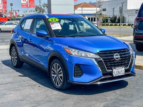 Certified 2023 Nissan Kicks SV FWD image 4