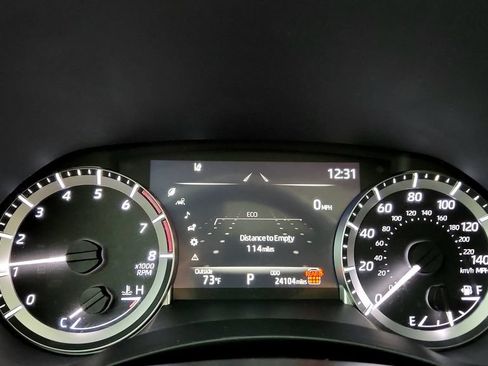 Certified 2024 Toyota Highlander XLE AWD/4WD image 28