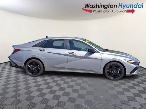 Certified 2026 Hyundai Elantra Sport FWD image 7