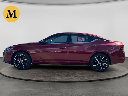 Certified 2024 Nissan Altima 2.5 SR w/ SR Premium Package AWD/4WD image 2