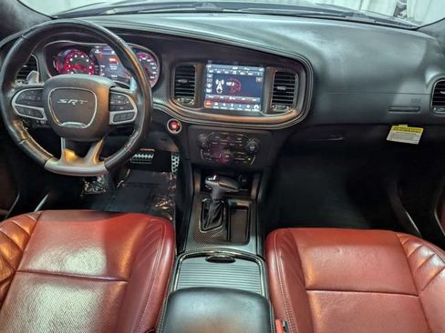 Used 2022 Dodge Charger SRT Hellcat w/ Harman/Kardon Audio Group RWD image 6