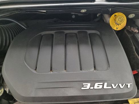 Used 2016 Dodge Grand Caravan American Value Package image 30